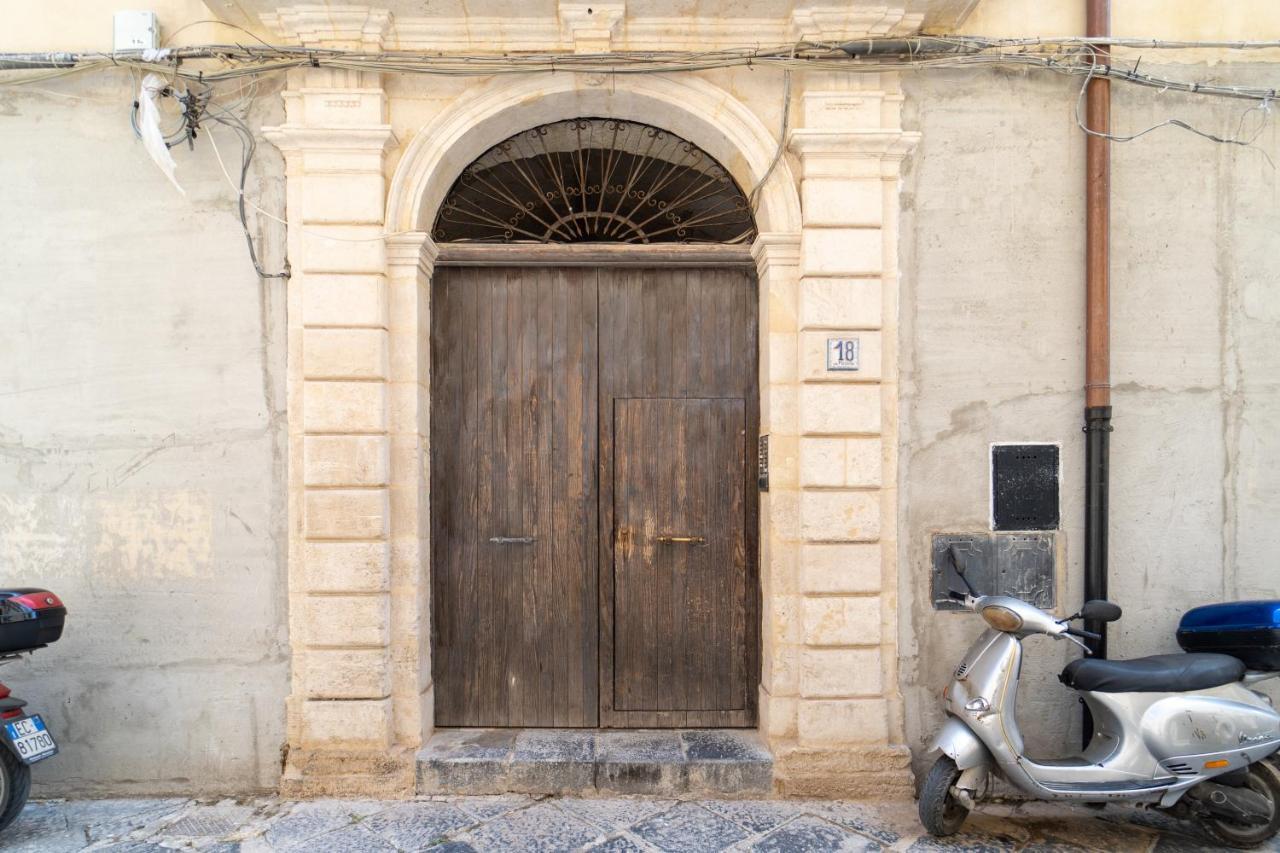 Lovely Studio In The Historic Center Of Ortigia Сиракузы Экстерьер фото